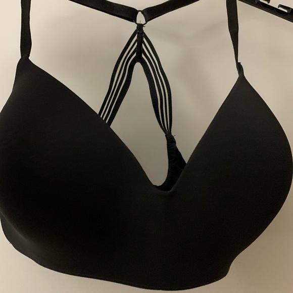 Victoria's Secret Other - Victoria Secret T-Shirt Lightly Lined Wireless Bra